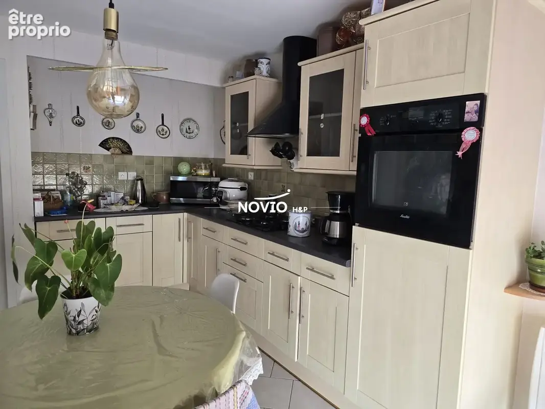Maison 121 m² à Chabournay  - photo 2