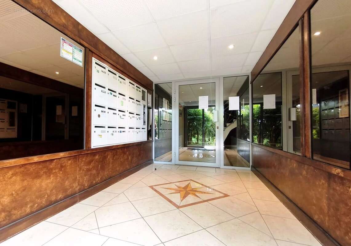 Appartement t2 avec piscine - poitiers bugellerie - photo 10