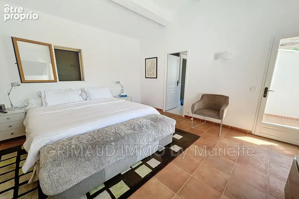 Maison 156 m² à La Garde-Freinet  - photo 9