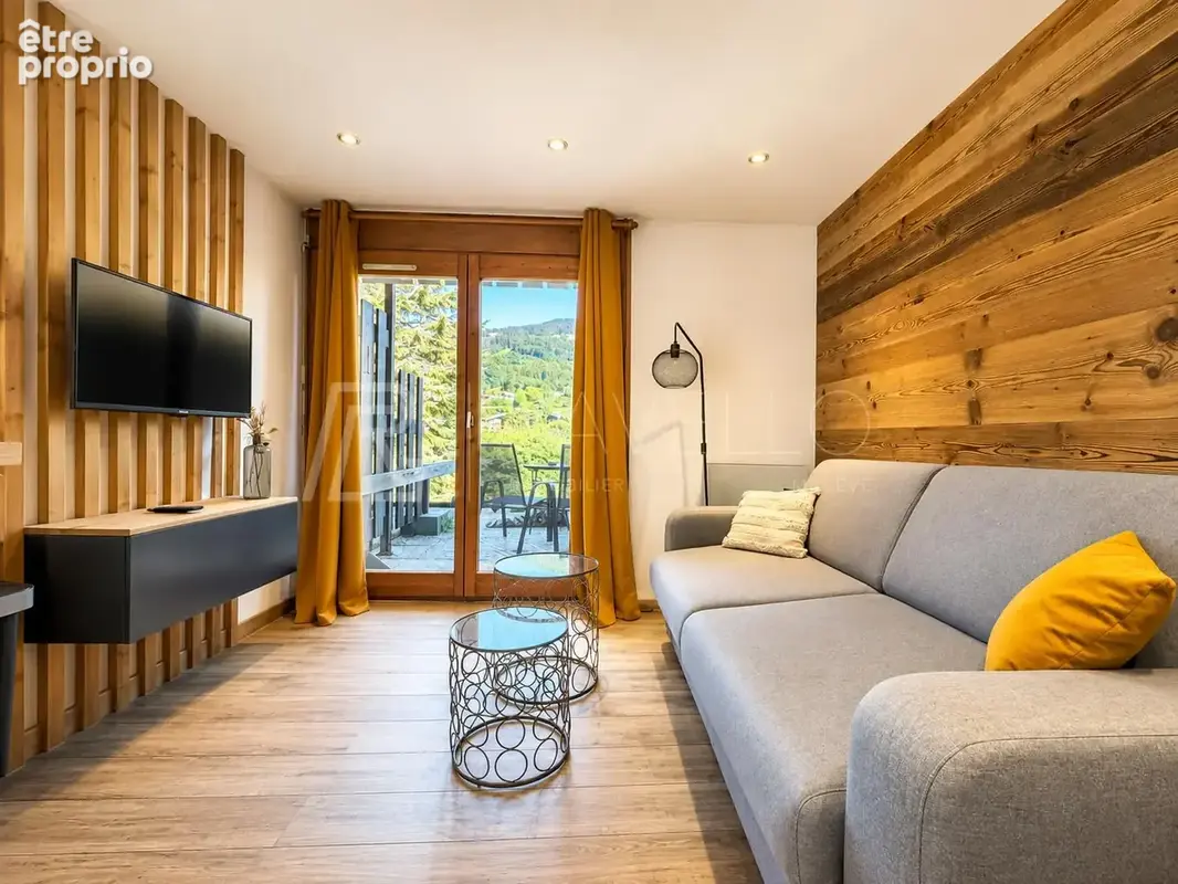 Studio rénové et optimisé de 17 m2 en rez-de-jardin - Demi-Quartier - photo 1