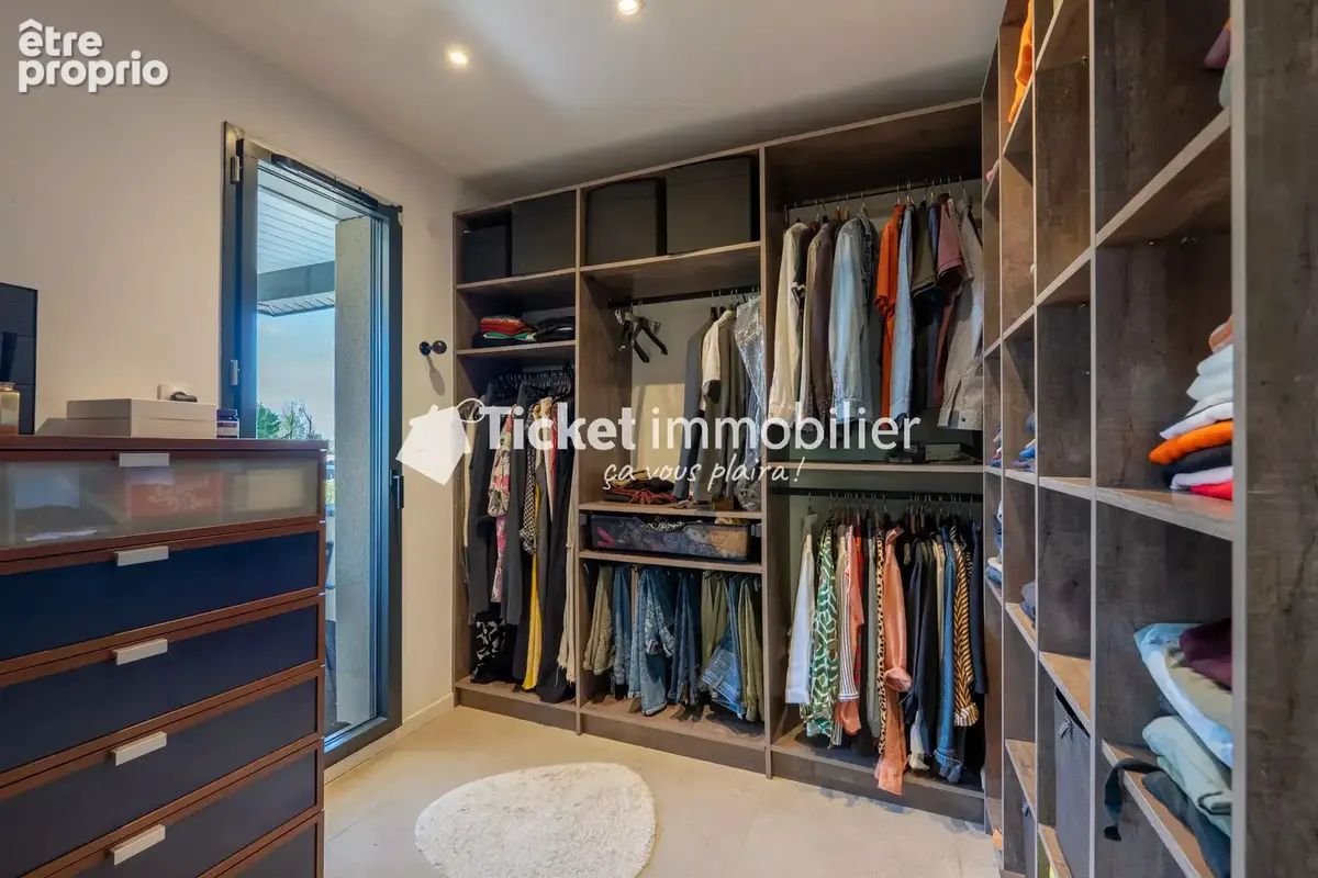 Villa 7 pièces de 304,16m2 avec piscine, carport hors couloir aérien - photo 33