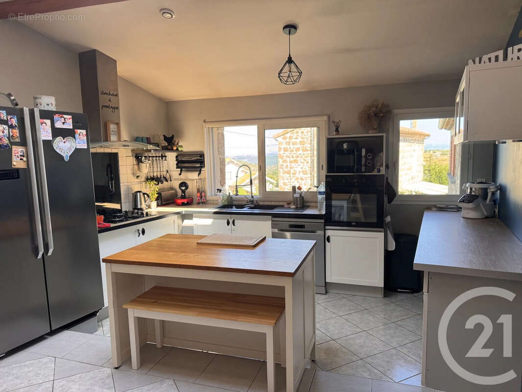 Maison 114 m² à Ardoix  - photo 2