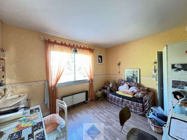Maison à TOURS-EN-VIMEU