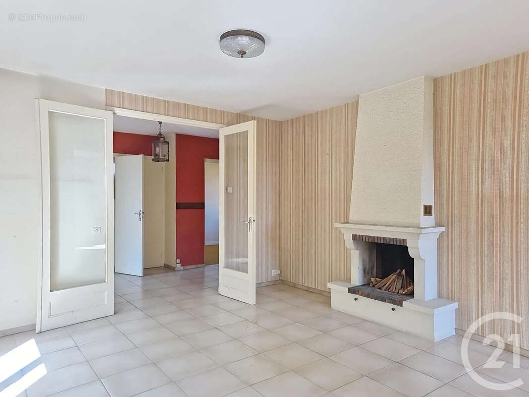 Maison à RILLIEUX-LA-PAPE