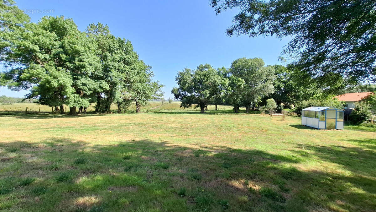 Maison 150 m² à Vue  - photo 12