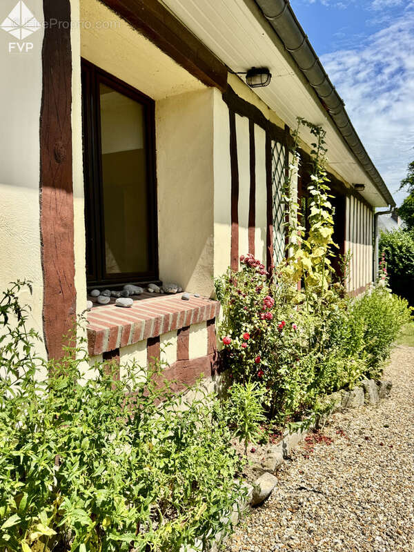 Maison à SOTTEVILLE-SUR-MER
