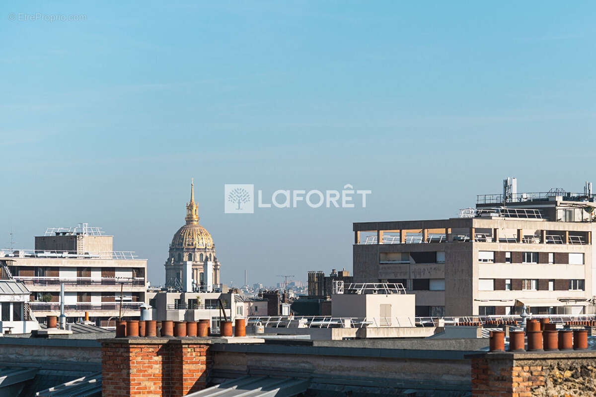 Appartement à PARIS-15E