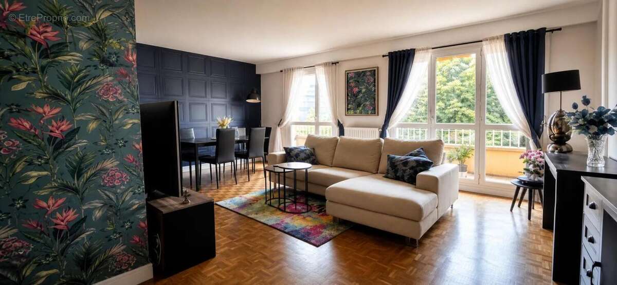 Appartement à SAINT-ETIENNE