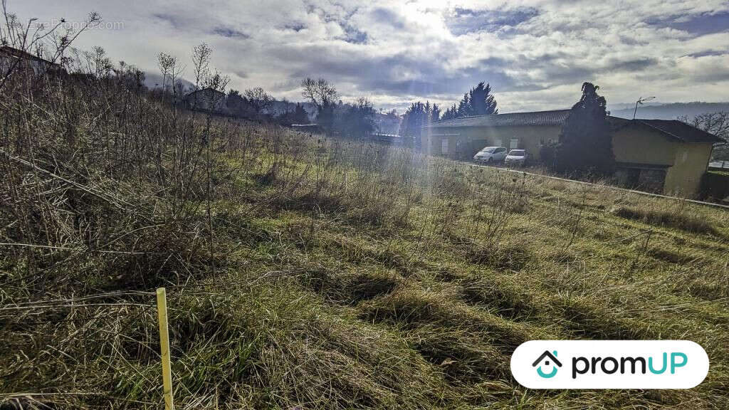 Terrain à SAINT-GERMAIN-LAPRADE
