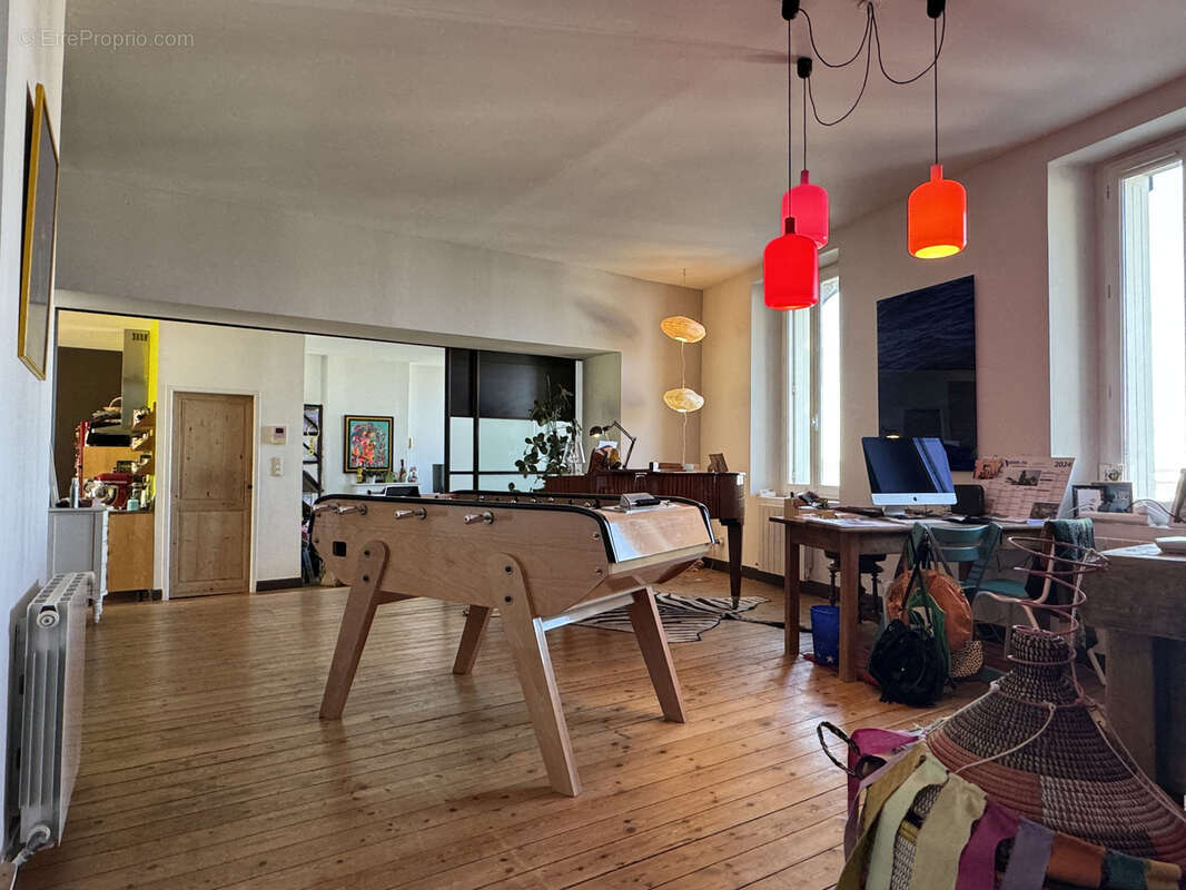 Maison à BARBEZIEUX-SAINT-HILAIRE