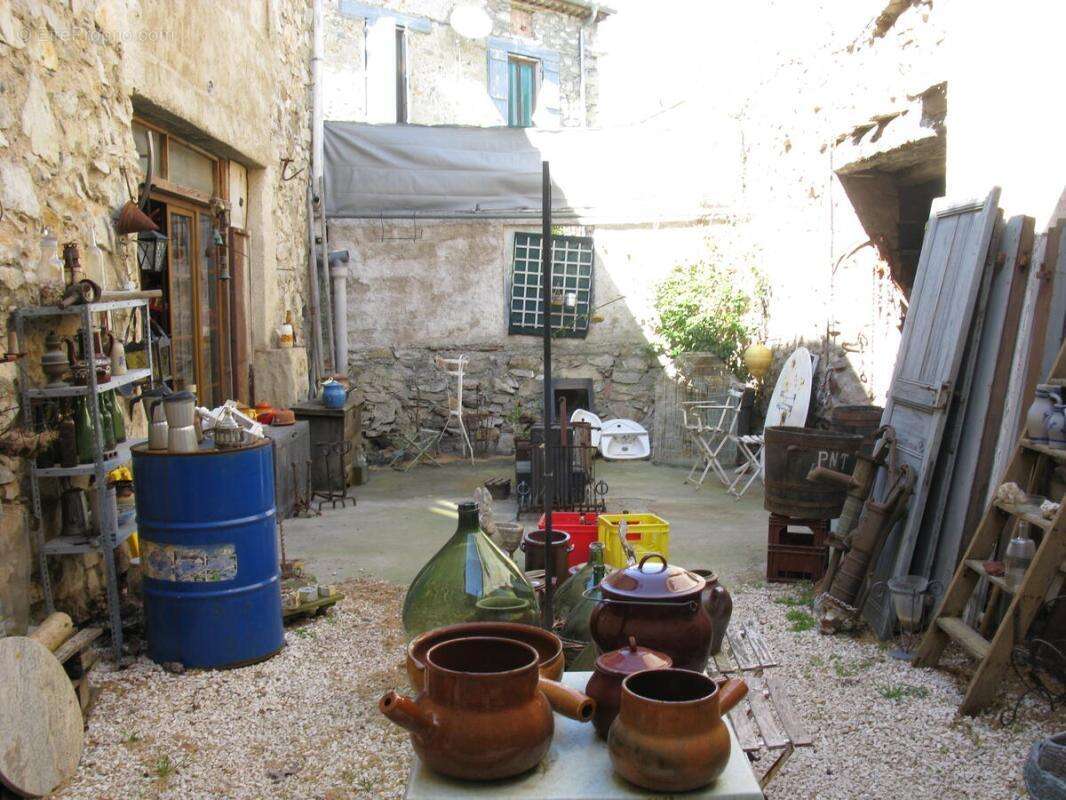 Maison à BIZE-MINERVOIS
