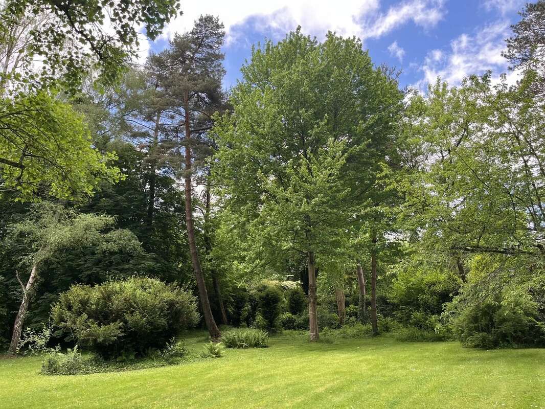 Maison à DAMPIERRE-EN-YVELINES