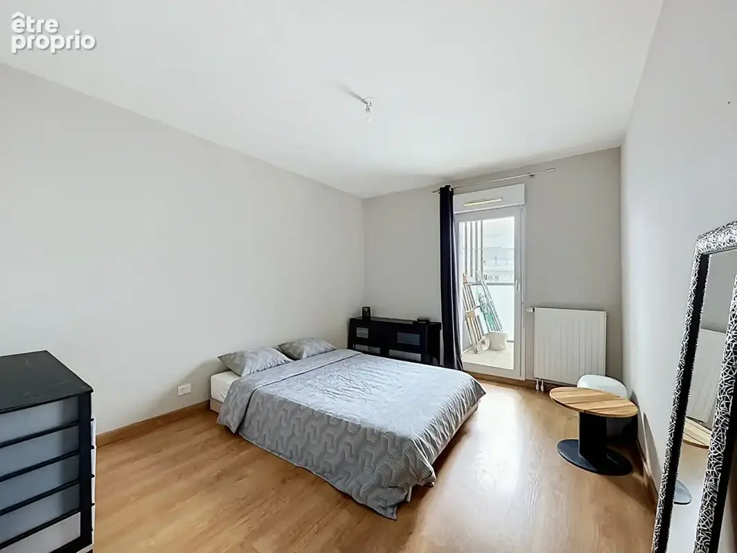 Appartement T3 63 m² avec terrasse et double stationnement - photo 4