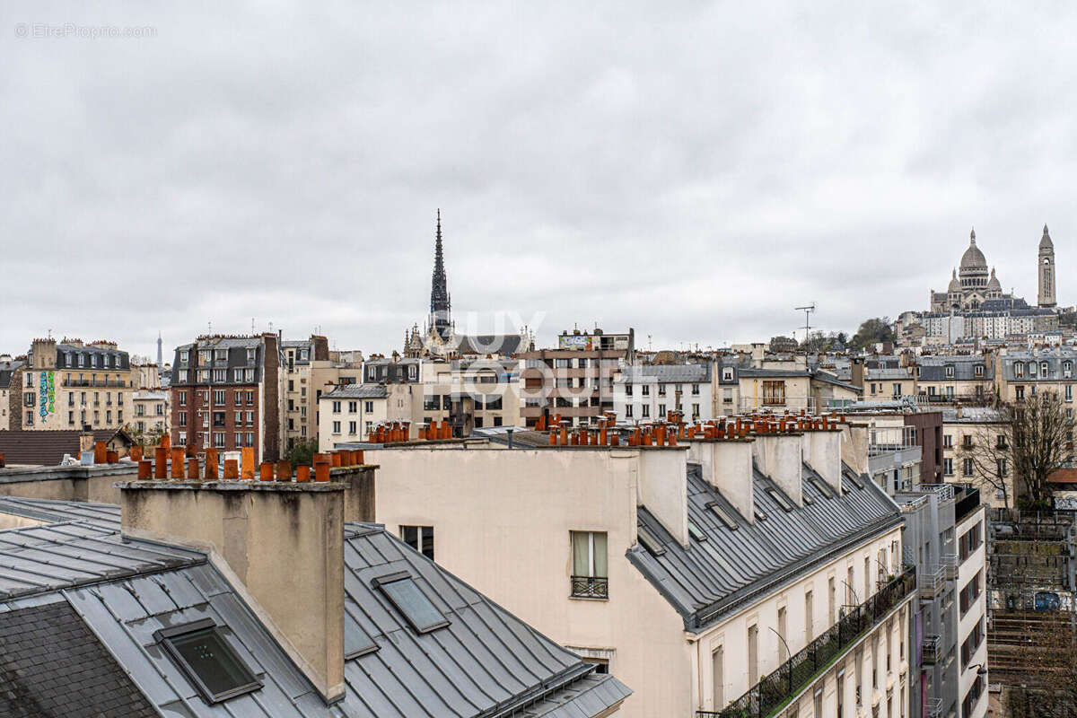 Appartement à PARIS-18E