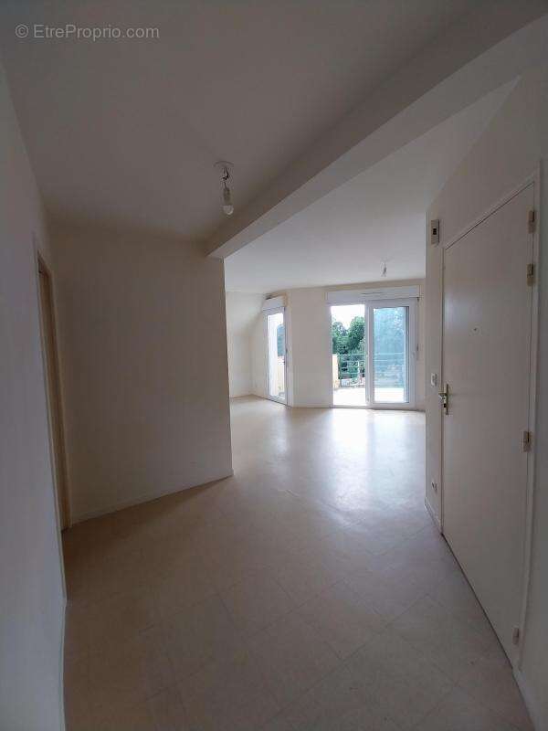 Beau t4 avec balcon - photo 2