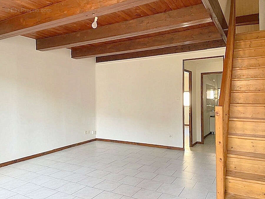 Maison à SURGERES