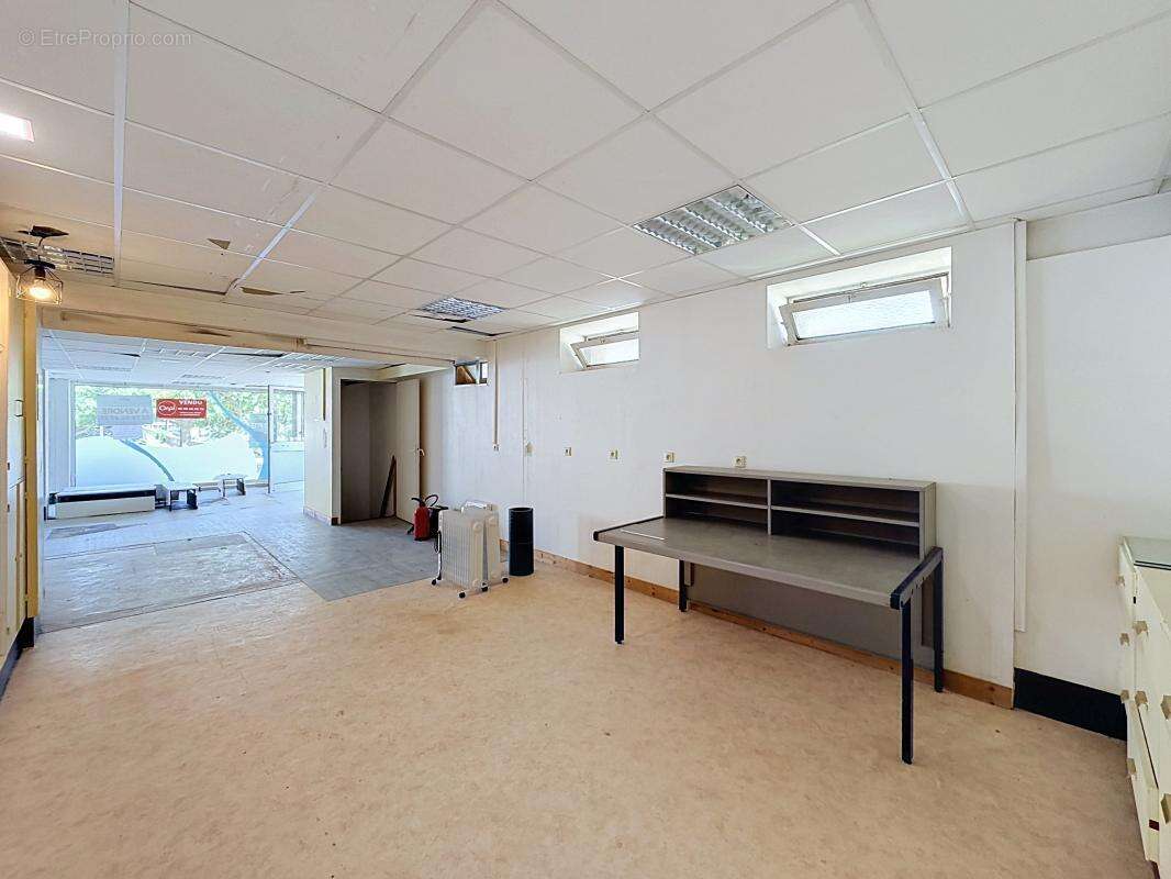 Locaux/Biens immobiliers - photo 4