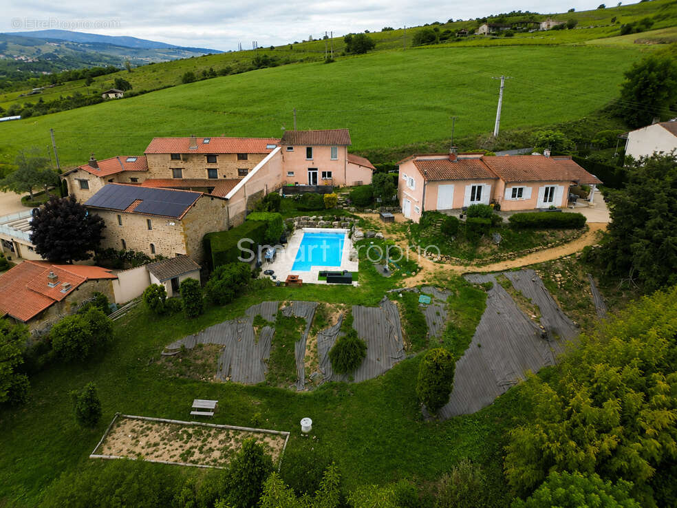 Maison à OINGT