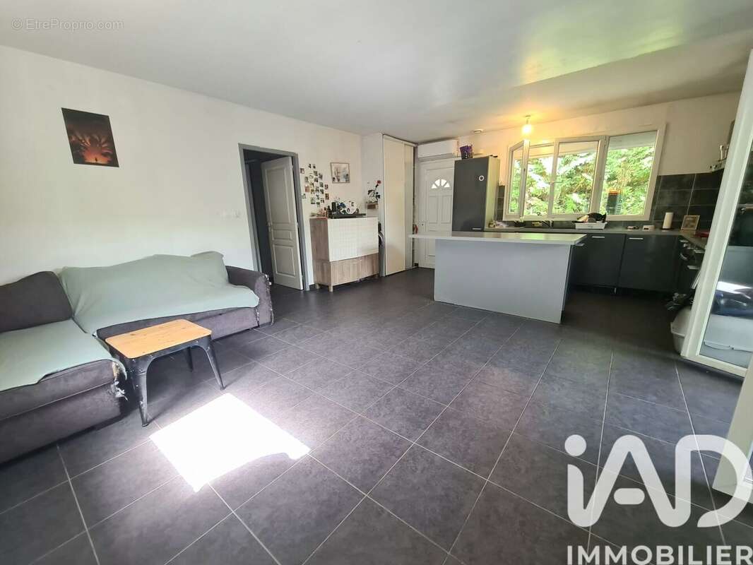 Maison 70 m² à Montesquieu  - photo 4