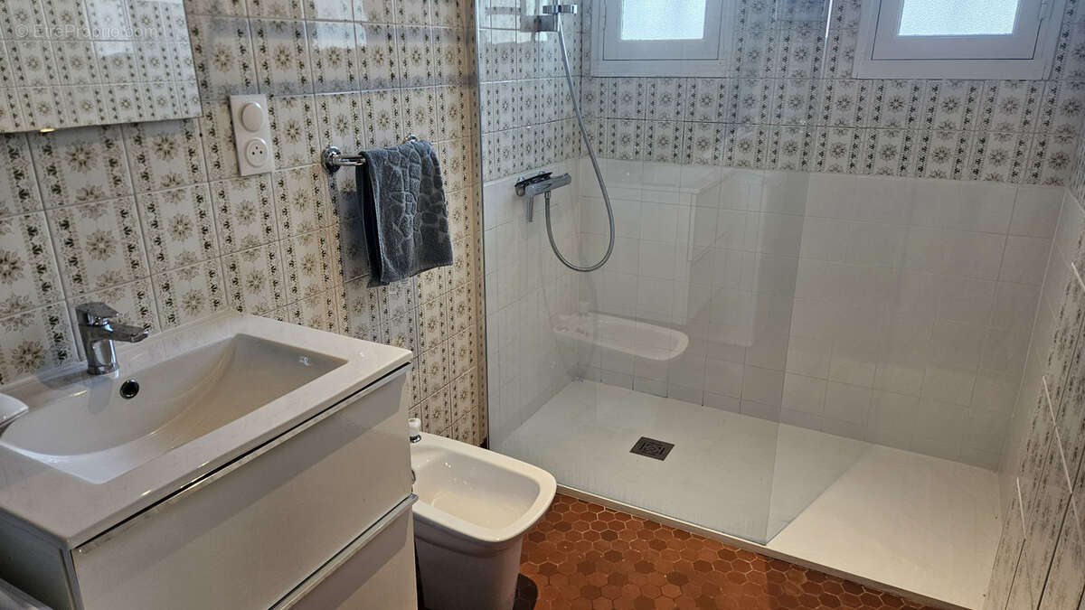 Maison de 81 m2 à 2 km du bourg et 2,5 km des plages ! - photo 15