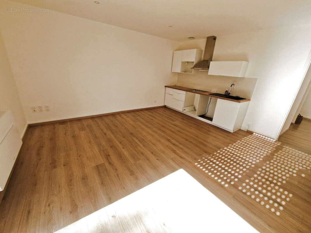 Appartement à DAMPNIAT