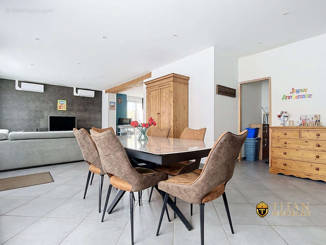 Maison 132 m² à Lederzeele  - photo 3