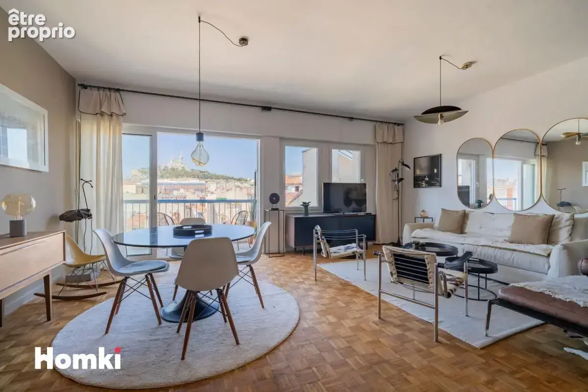 Appartement T3 de 98 m² à Marseille 13006, Rue de Village - photo 2