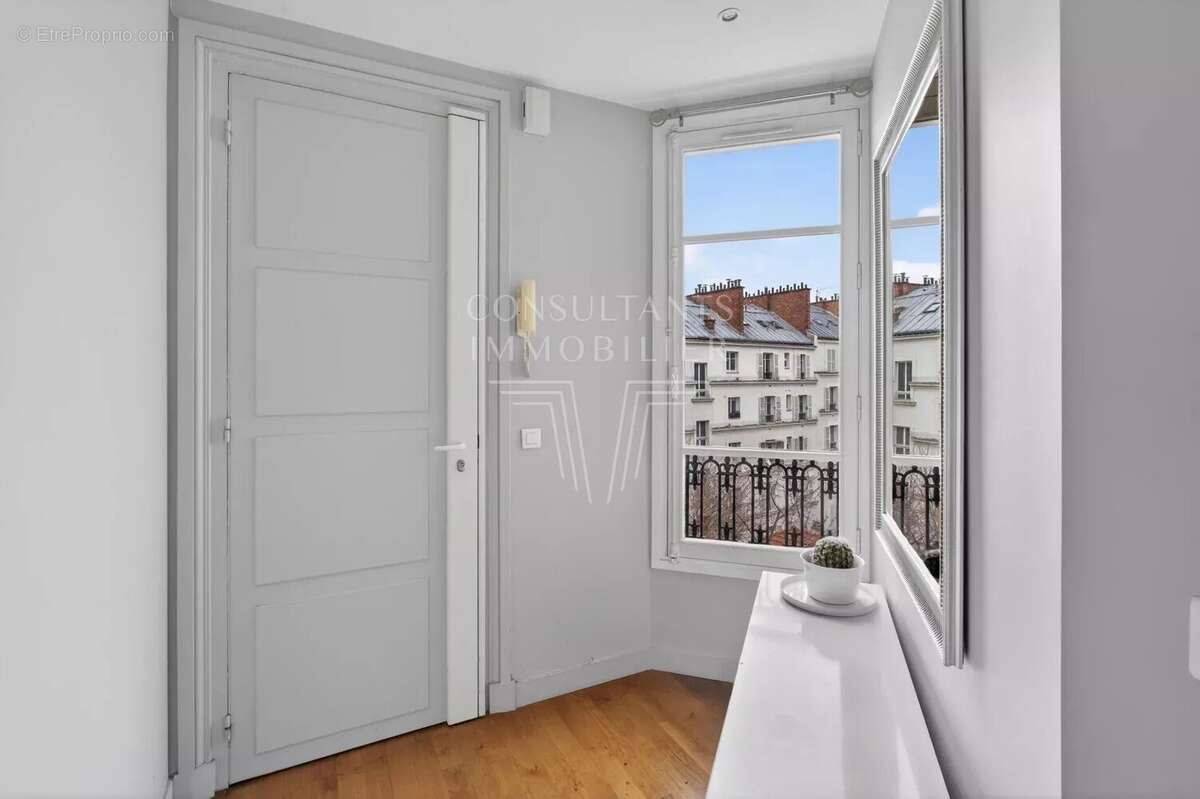 Appartement à NEUILLY-SUR-SEINE