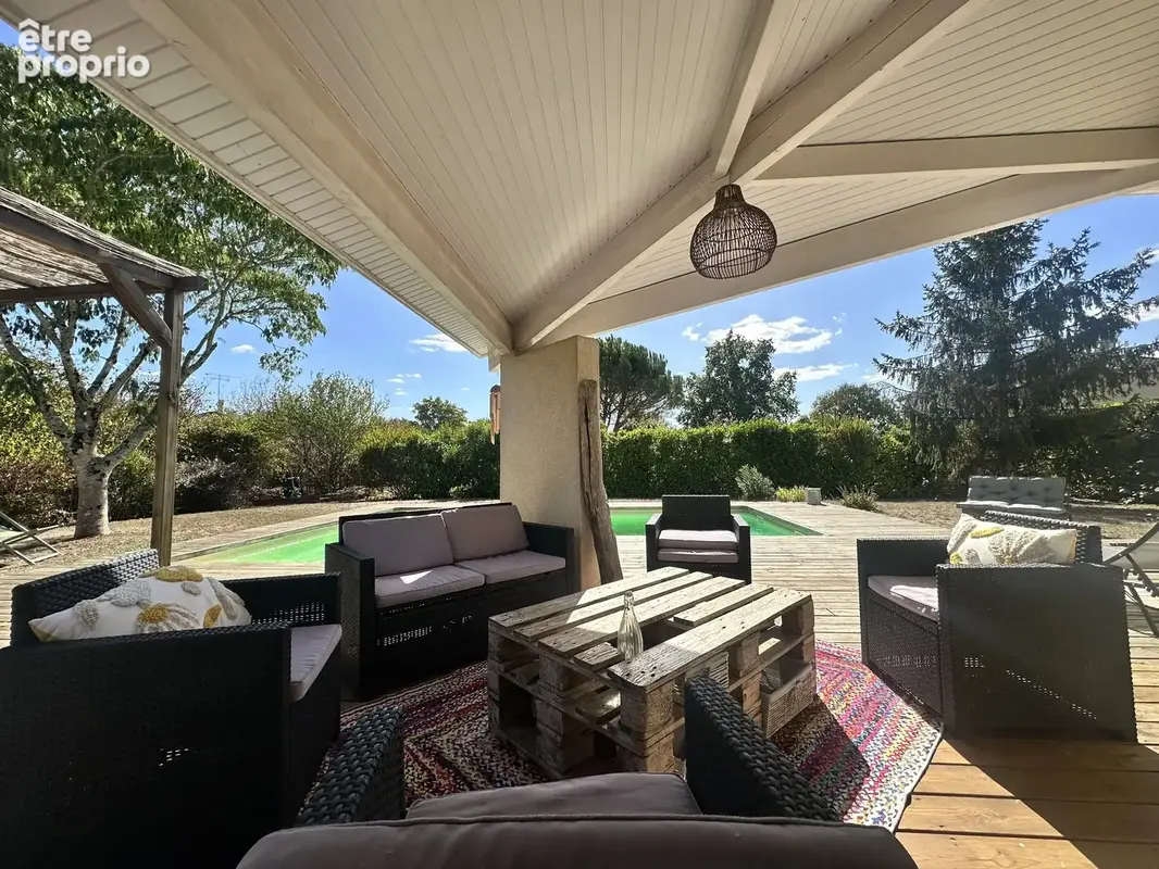 Maison de cinq chambres avec garage et piscine à Bergerac - photo 2