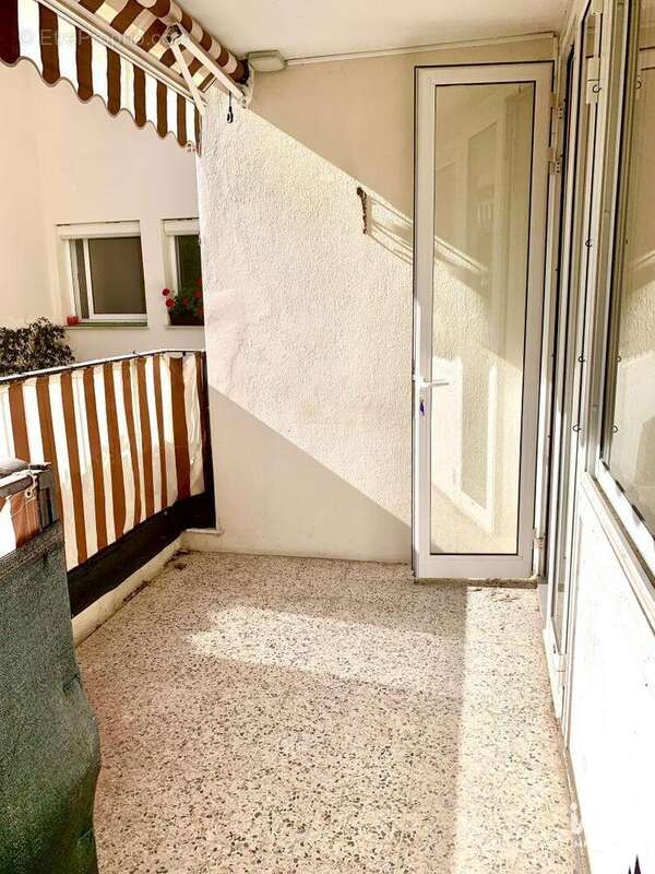 Photo 2 - Appartement à ROQUEBRUNE-CAP-MARTIN