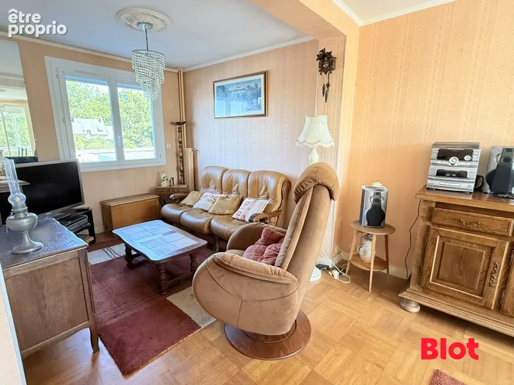 Appartement 4 pièces 63 m² à vendre à Rennes (35200) - photo 2