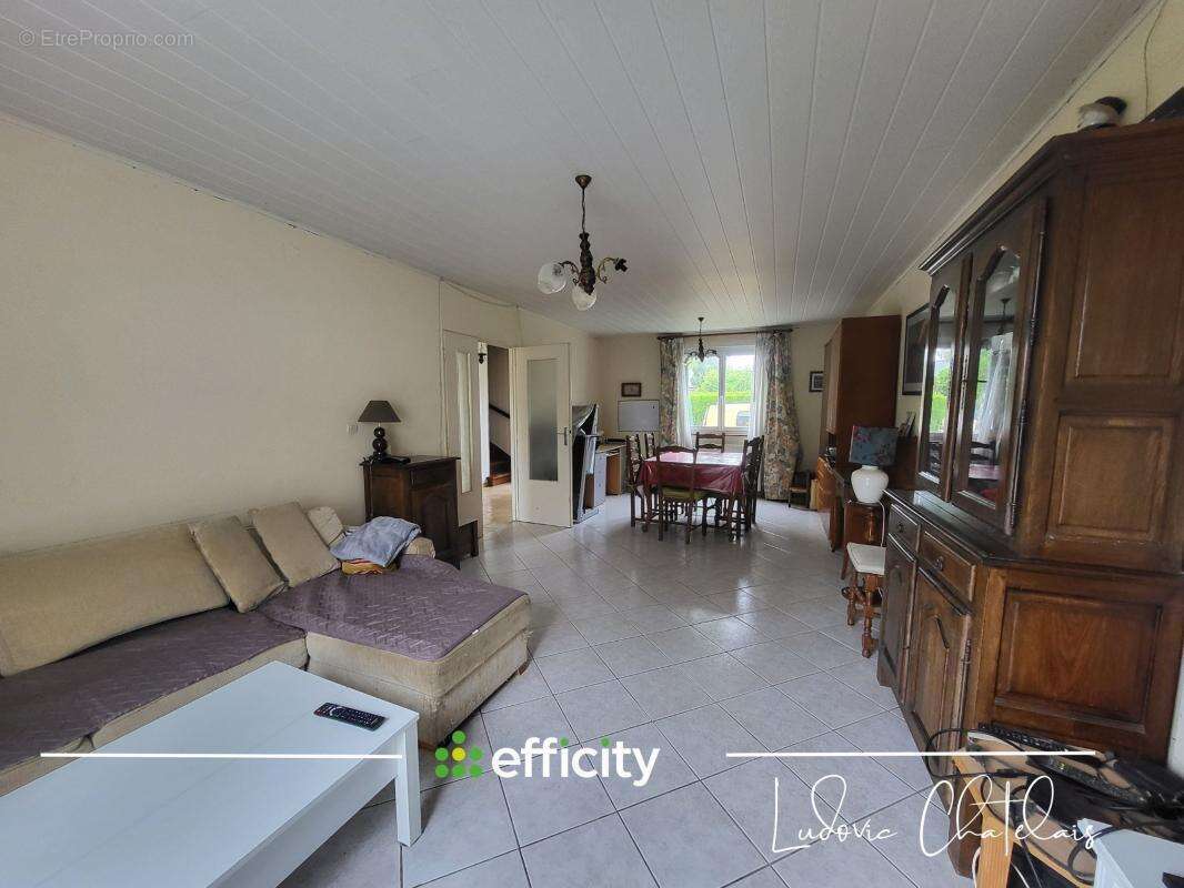 Maison à LA MEZIERE