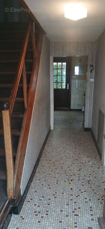 Maison à ROUGEGOUTTE