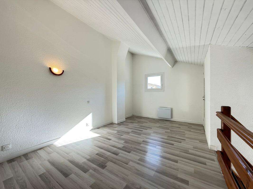 Maison à VAUX-SUR-MER