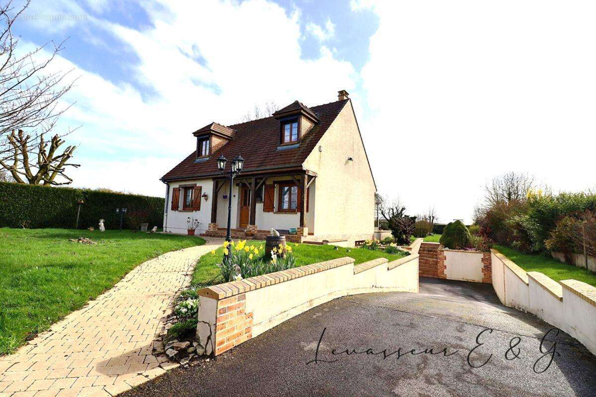 Maison à OROER