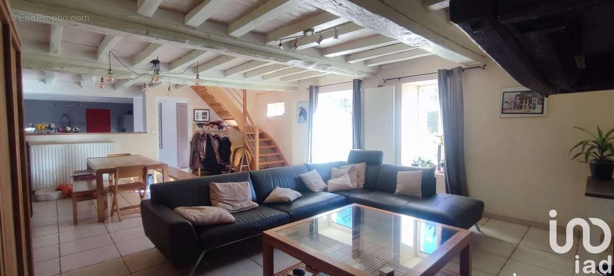 Maison 177 m² à Saint-Brice-De-Landelles  - photo 9