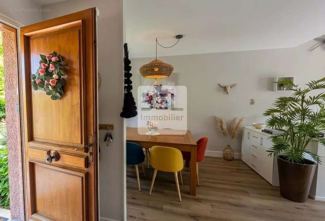 Maison à BAGNOLS-SUR-CEZE