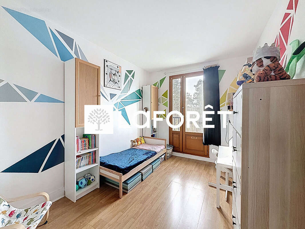 Appartement à BRIE-COMTE-ROBERT