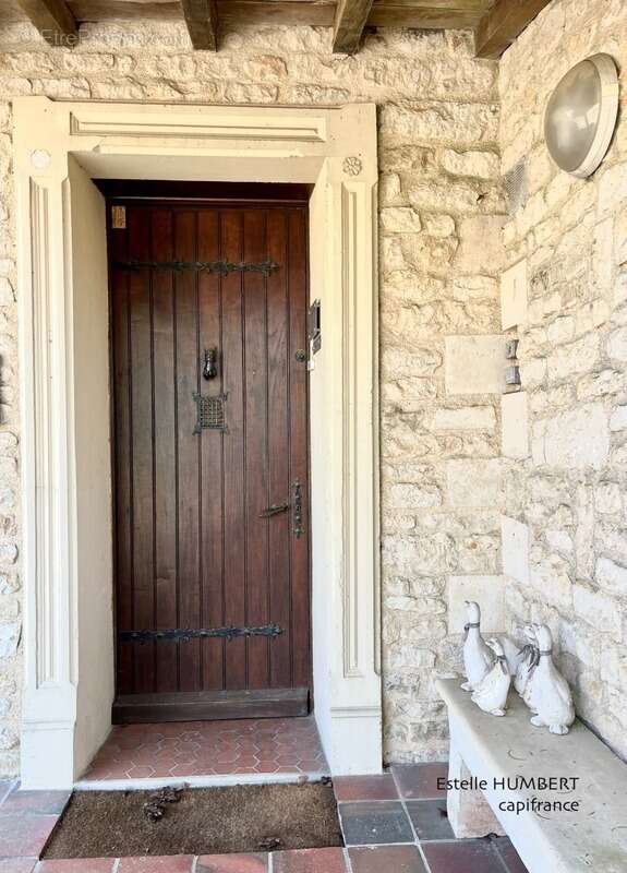 Maison à FONTENAY-LE-COMTE