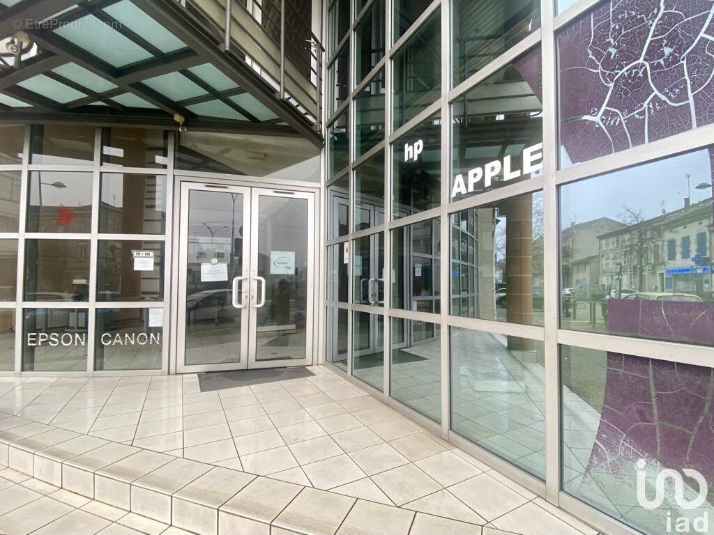 Photo 1 - Commerce à AGEN