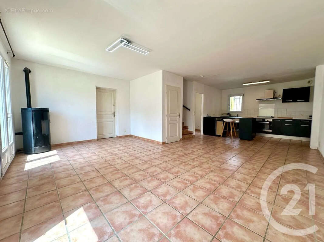 Maison 90 m² à La Seyne-Sur-Mer  - photo 3