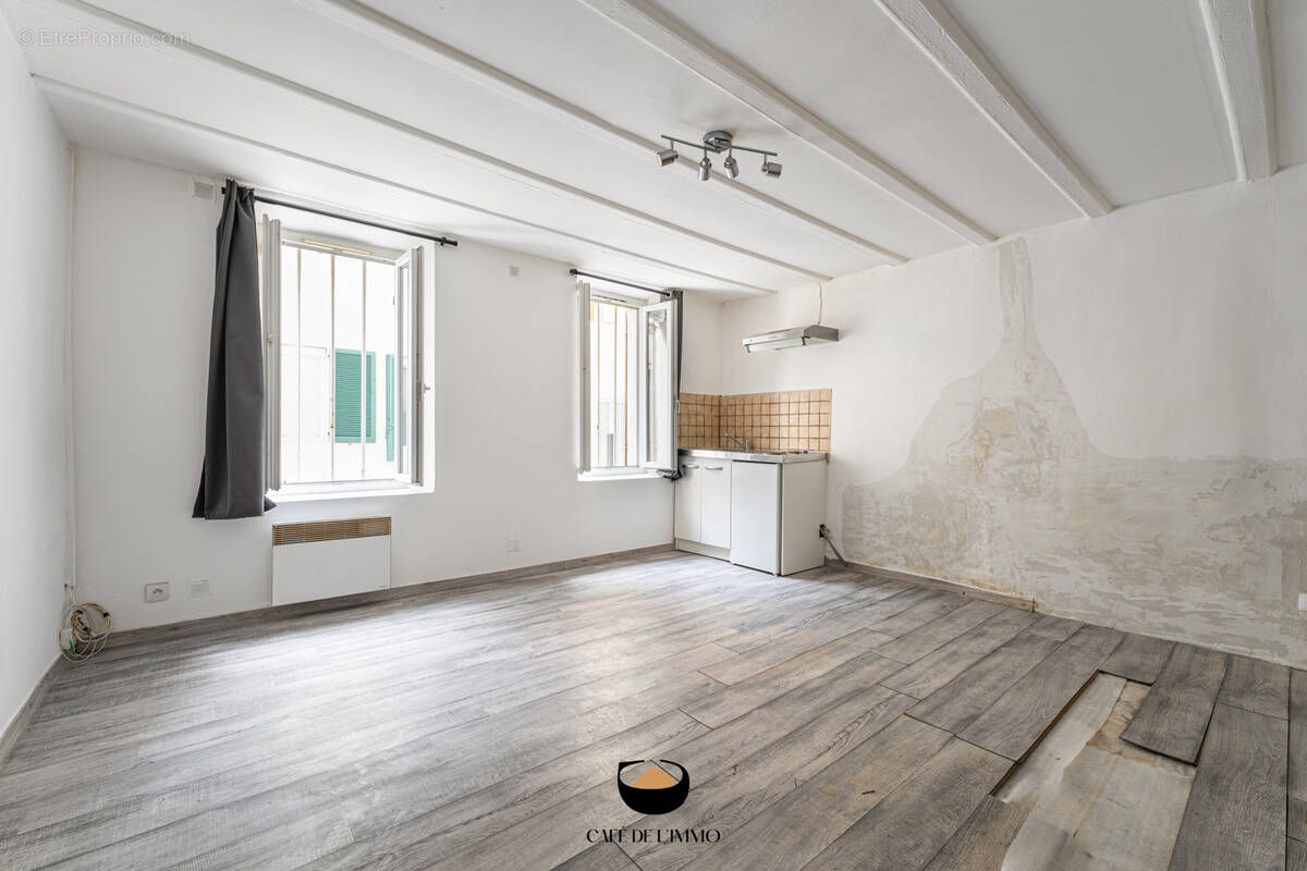 Appartement à MARSEILLE-6E
