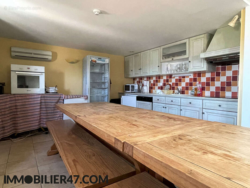 Appartement à PRAYSSAS