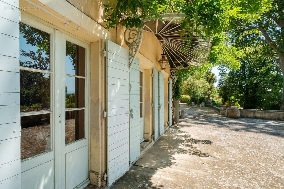 Maison à CADENET