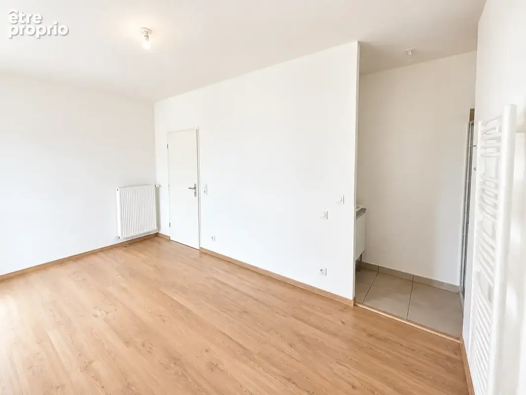 T5 avec 4 chambres, balcon et parking   Étage élevé face au pont Simone-Veil - photo 8