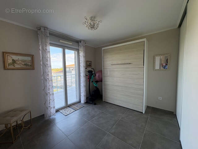Appartement à PUGET-SUR-ARGENS