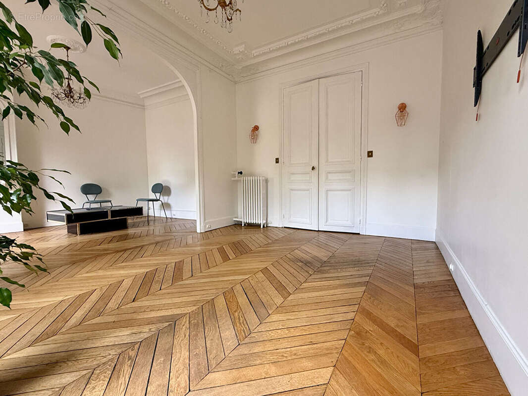Appartement à PARIS-9E