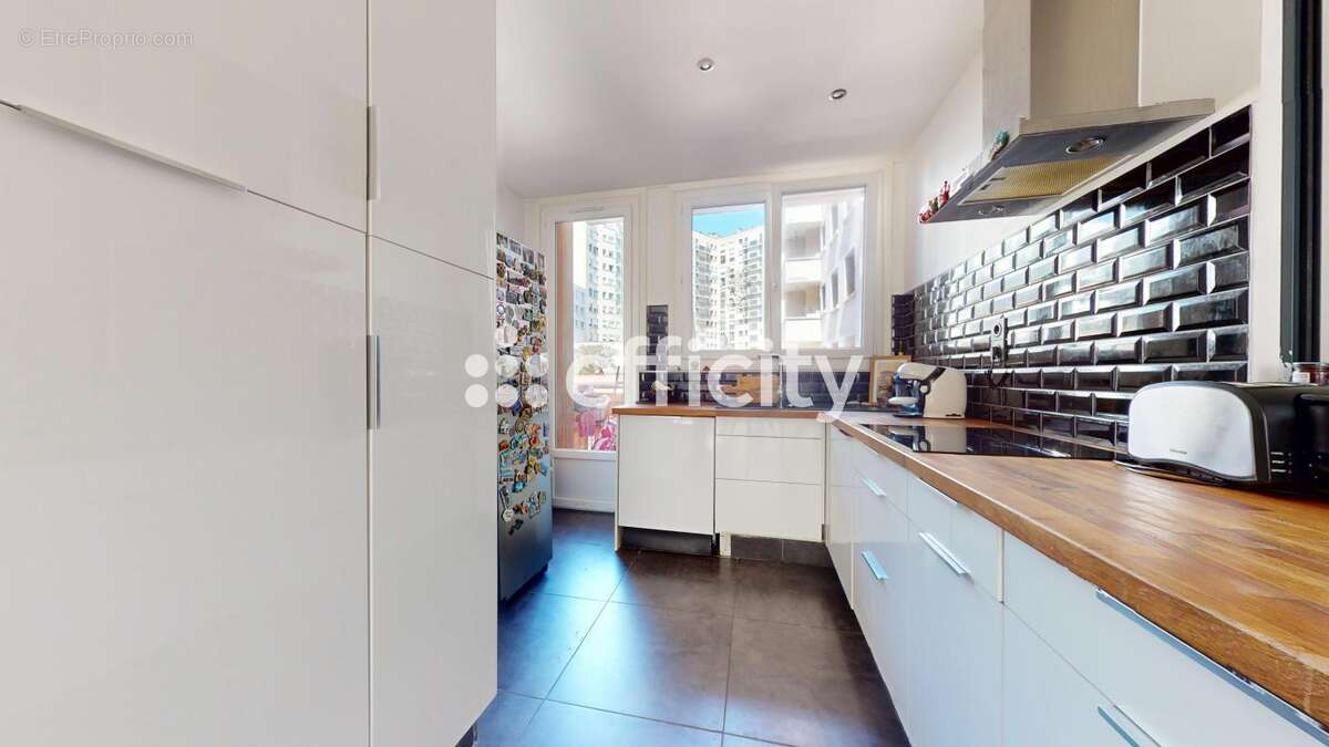 Appartement à LYON-6E