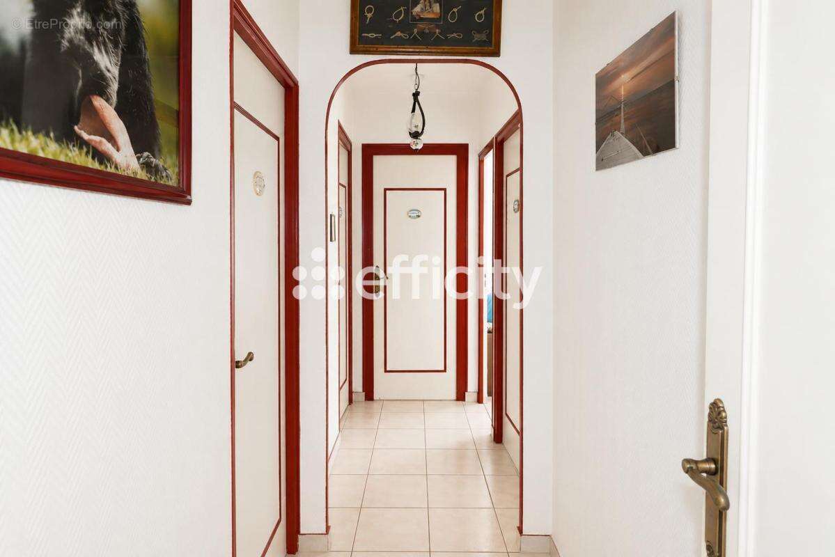 Maison 154 m² à Meschers-Sur-Gironde  - photo 8