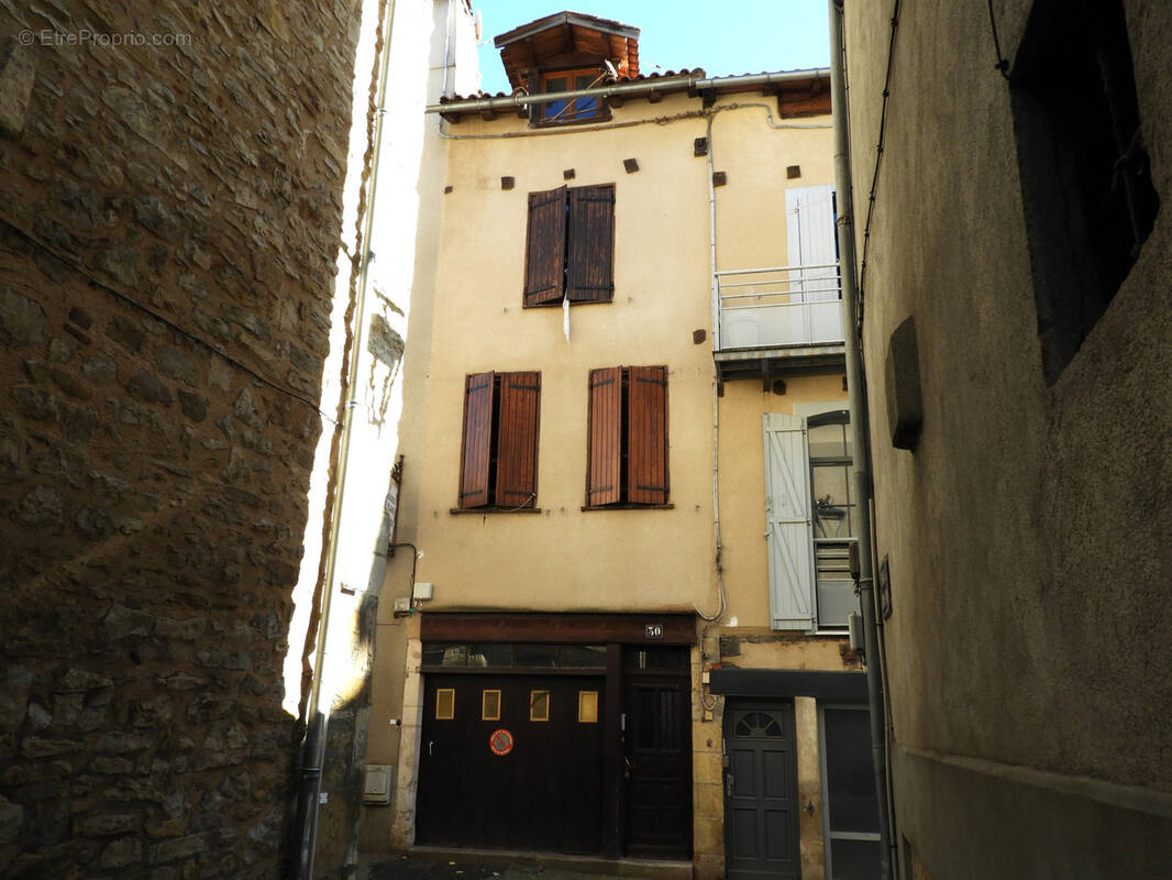 Maison à VILLEFRANCHE-DE-ROUERGUE